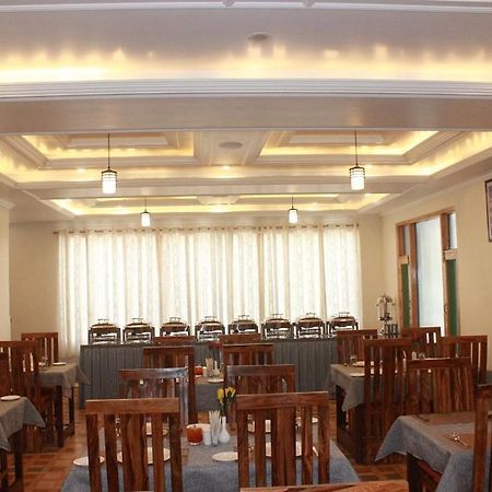 Hotel Bodh International Manāli Buitenkant foto