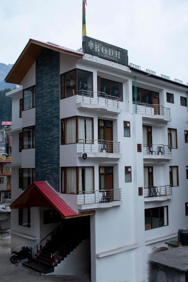 Hotel Bodh International Manāli Buitenkant foto